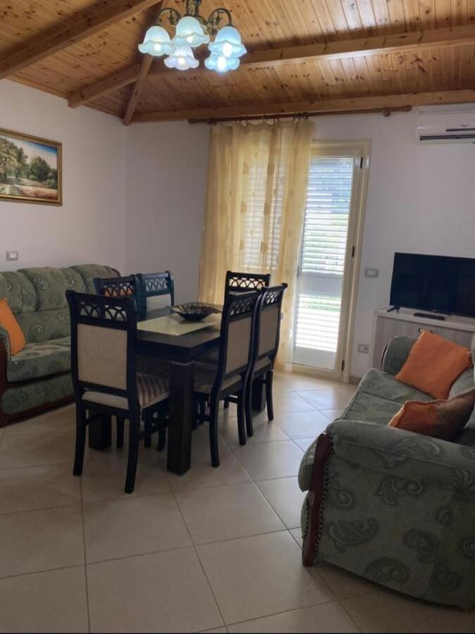 Apartmet Dritan Belulaj Apartment โอริคูม ภายนอก รูปภาพ